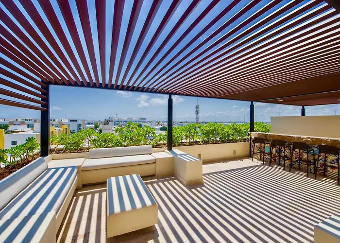 Apartment Beautiful Location, Large Pool And Fast 150mg Wifi
