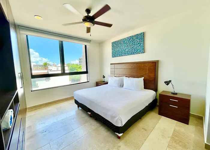 Beautiful Location, Large Pool And Fast 150mg Wifi Playa del Carmen