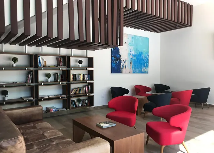 Beautiful Location, Large Pool And Fast 150mg Wifi * Playa del Carmen